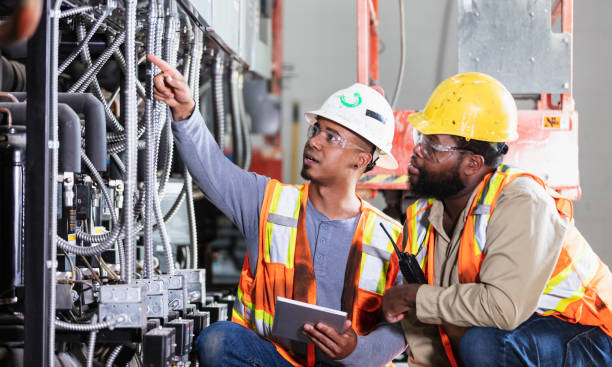 Best 24-Hour Electrician  in Fort Shawnee, OH